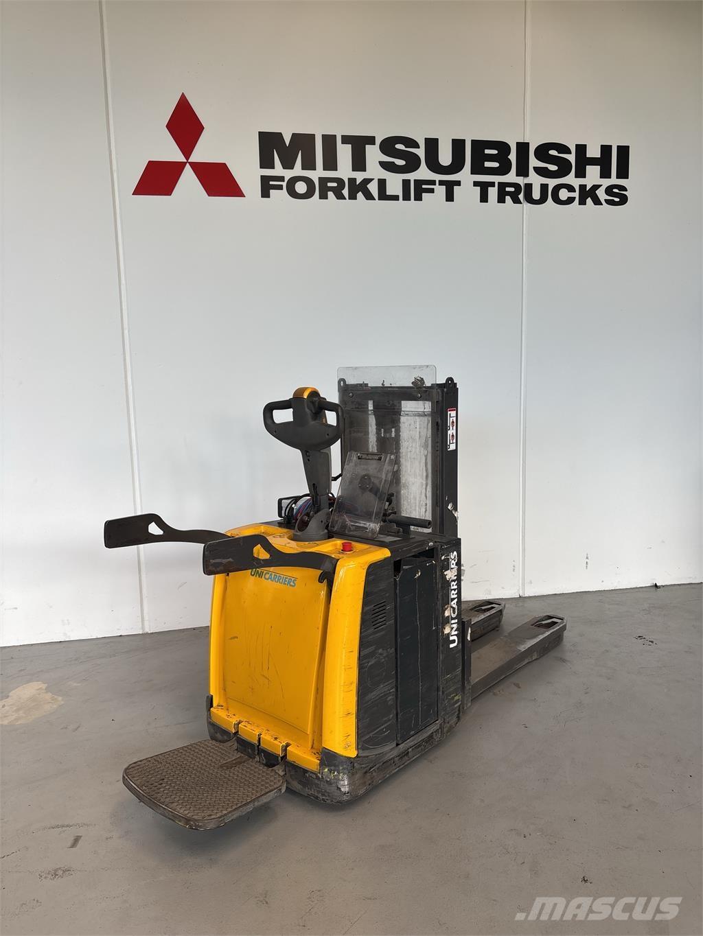 Atlet PDP200 Akülü depo ekipmanları