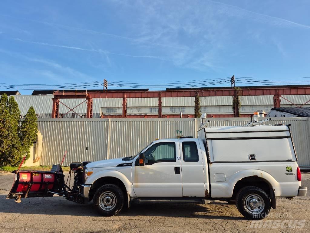 Ford F 250 Diger