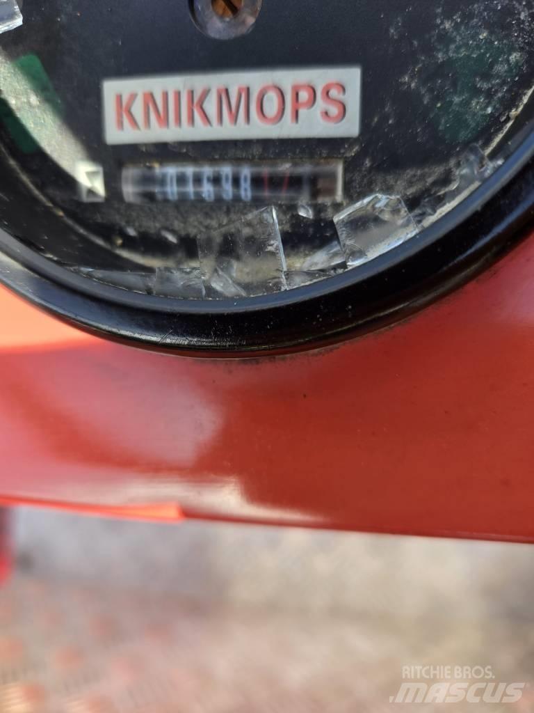 Knikmops KM 90 Mini yükleyiciler