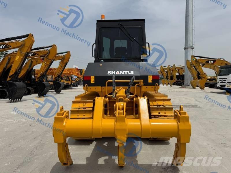 Shantui SD 16 Paletli dozerler