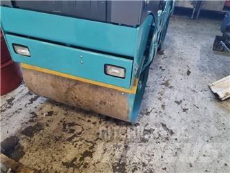 Bomag BW 100 AD-4 Çift tamburlu silindirler