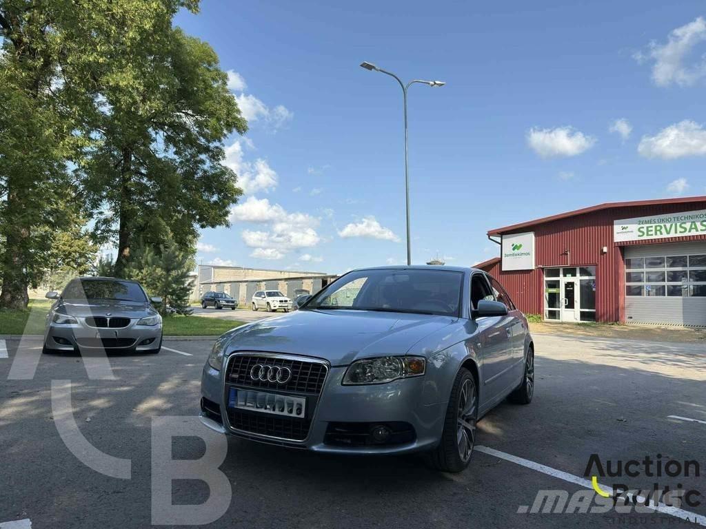 Audi A4 Otomobiller