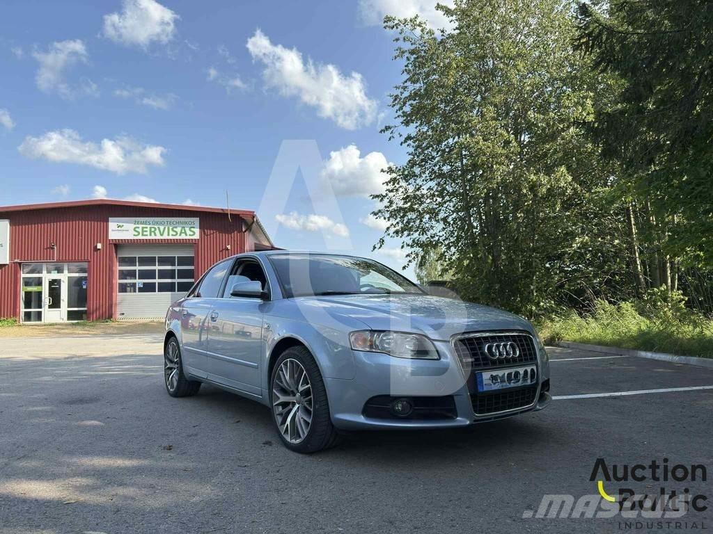 Audi A4 Otomobiller