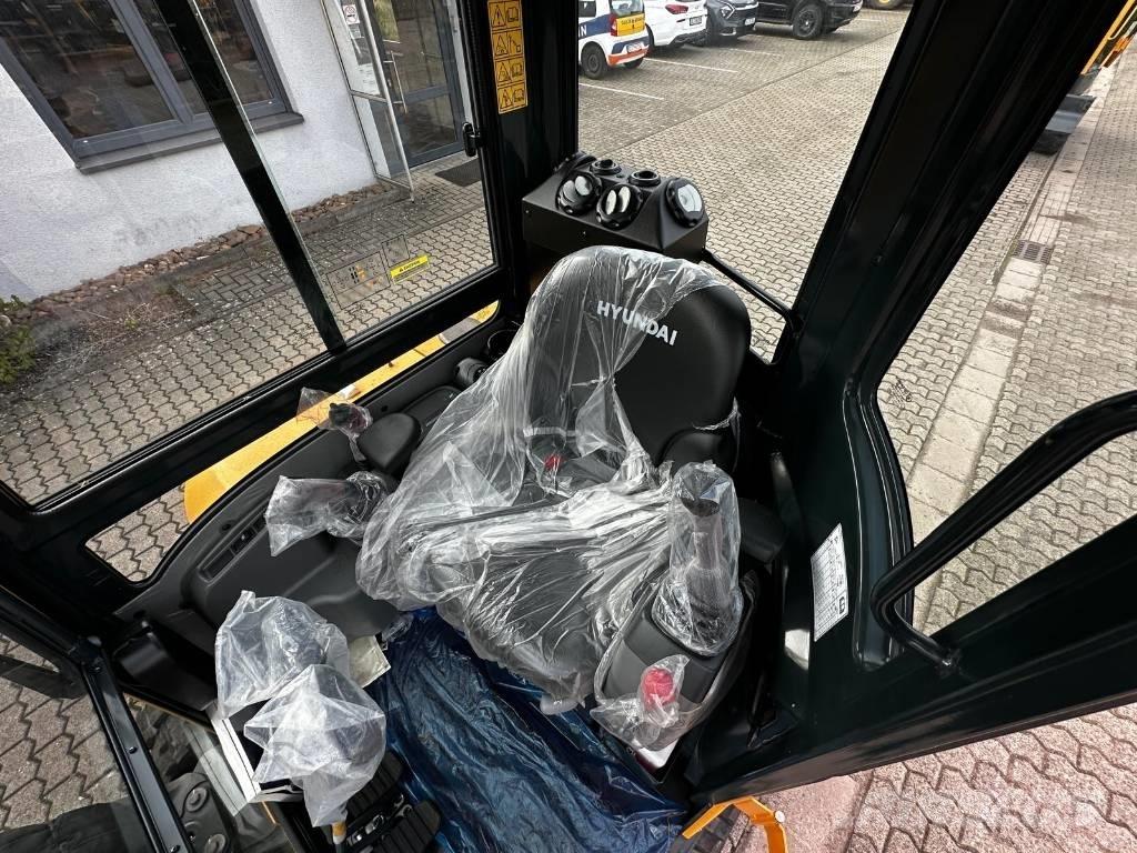 Hyundai R35Z 9A Mini ekskavatörler, 7 tona dek