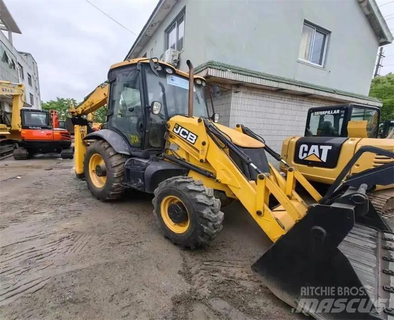 JCB 3CX Kazıcı yükleyiciler - beko loder