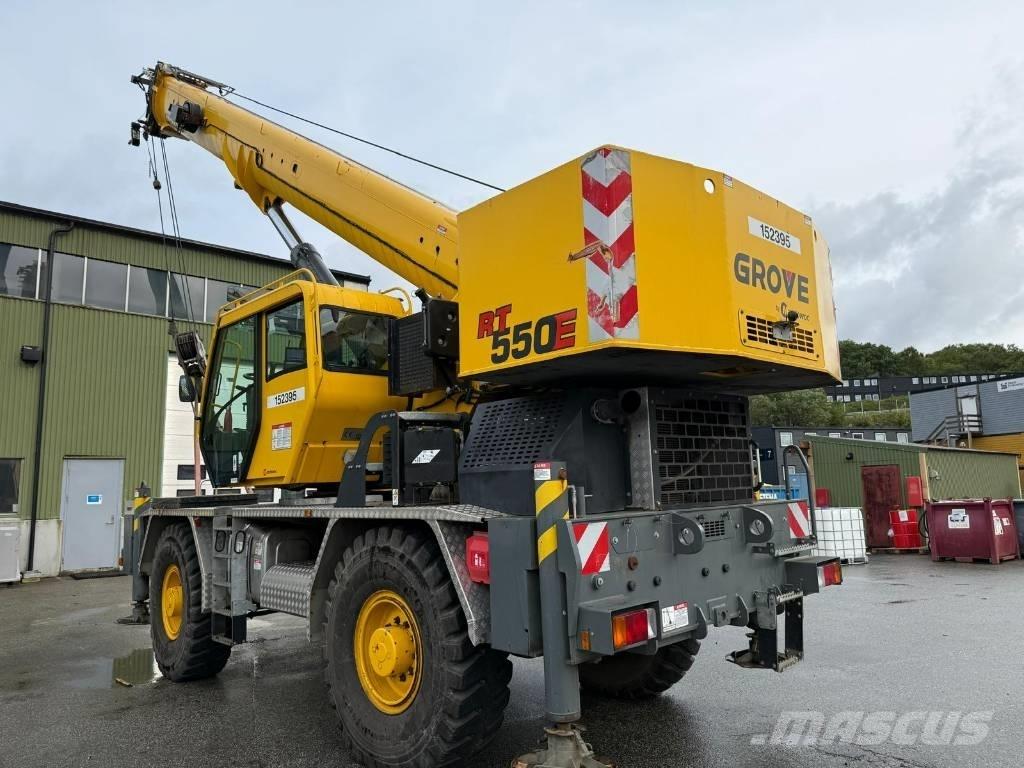 Grove RT 550 E Arazi Tipi Vinçler (RT)