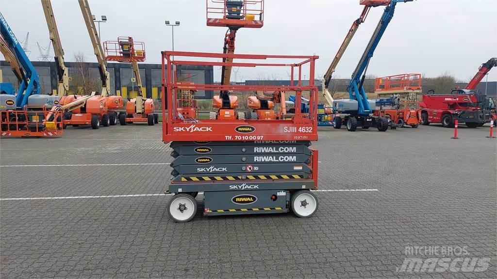 SkyJack SJIII4632 Makasli platformlar