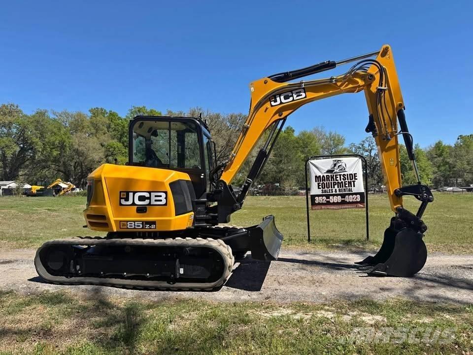 JCB 85 Z-2 Paletli ekskavatörler