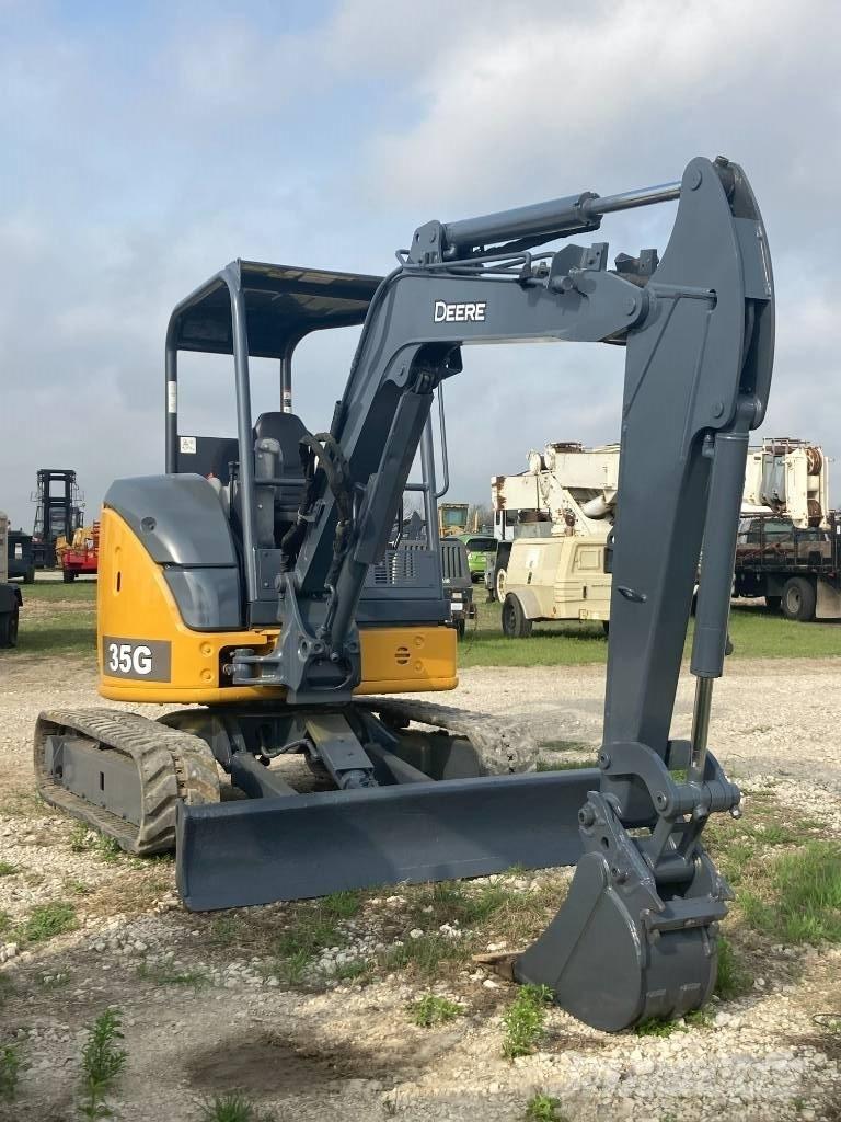 John Deere 35 G Paletli ekskavatörler