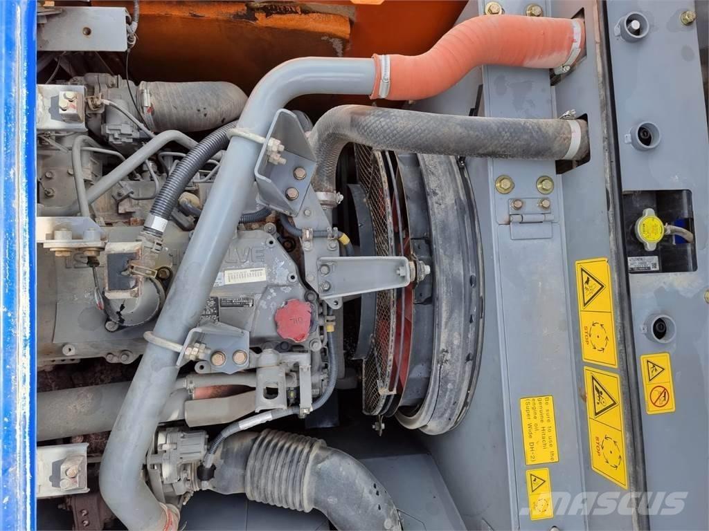Hitachi ZX 210 LC-5B Paletli ekskavatörler
