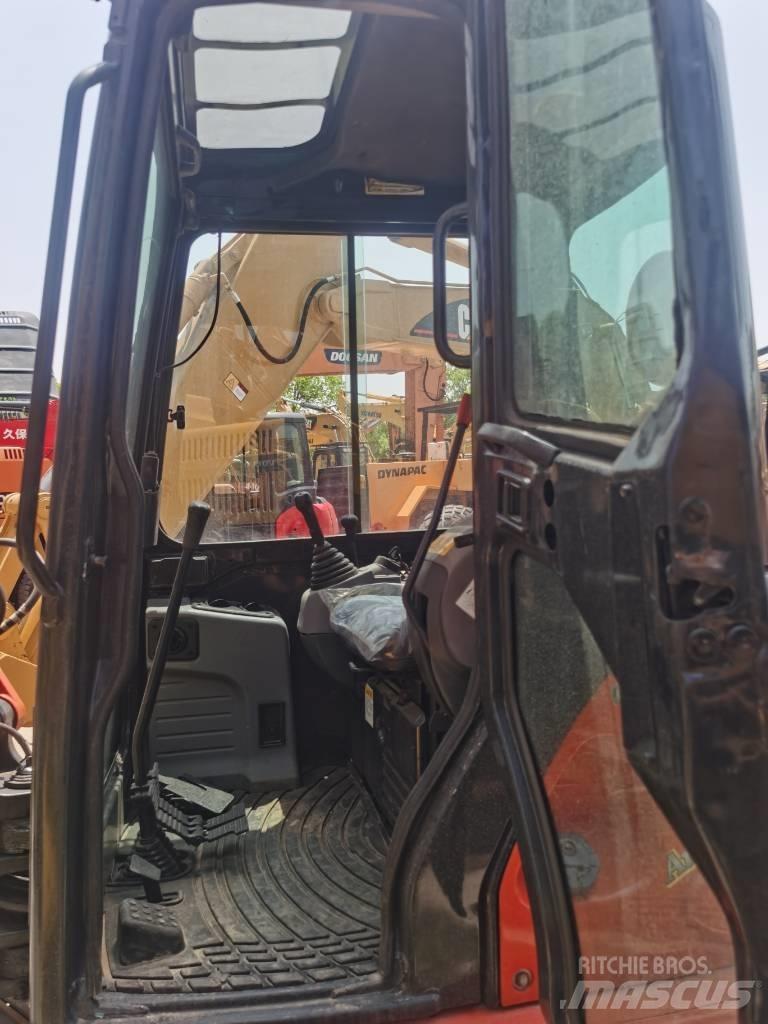 Kubota KX 155 Paletli ekskavatörler