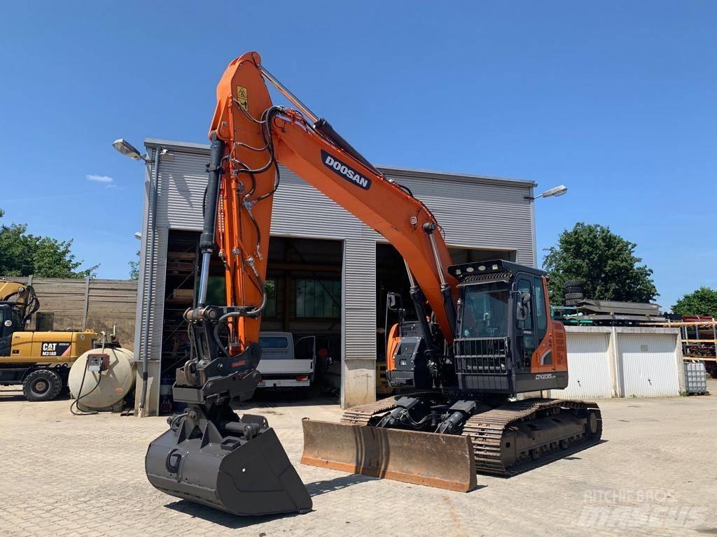 Doosan DX 235 LCR-5 Paletli ekskavatörler