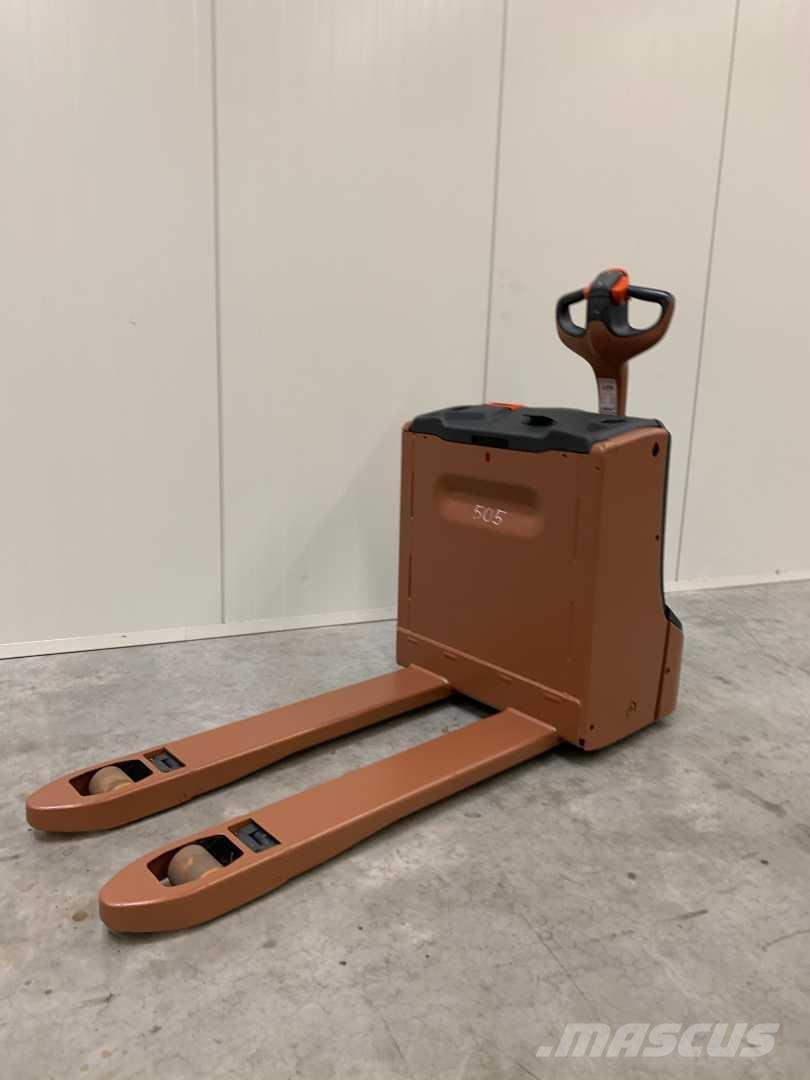 Linde T16 Yaya kumandali istif makinasi