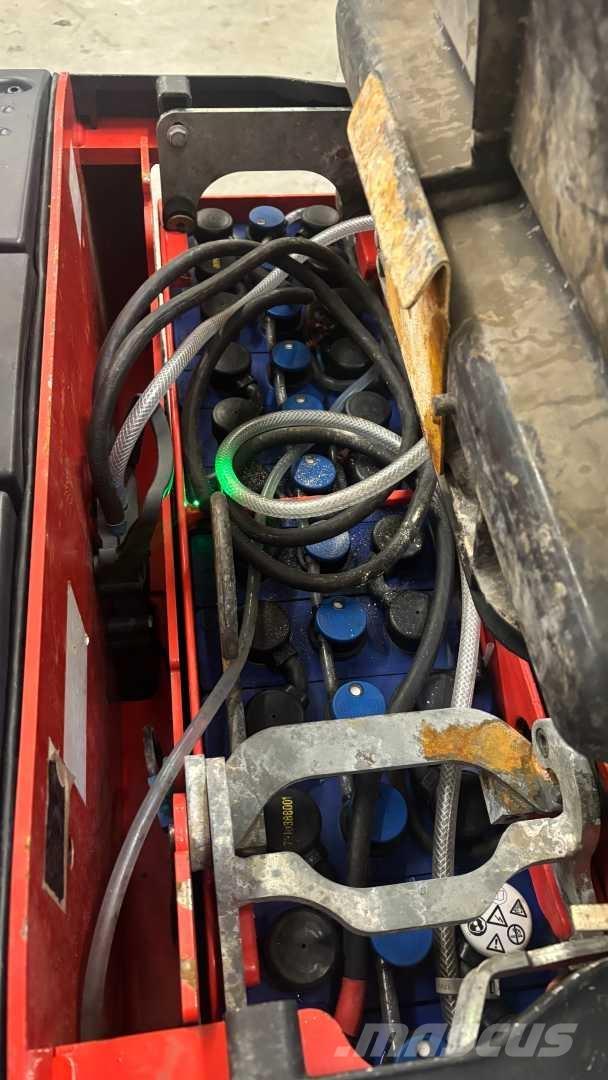 Linde D12AP Akülü depo ekipmanları