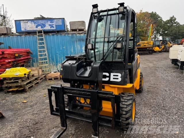 JCB T 35 Teleskopik yükleyiciler