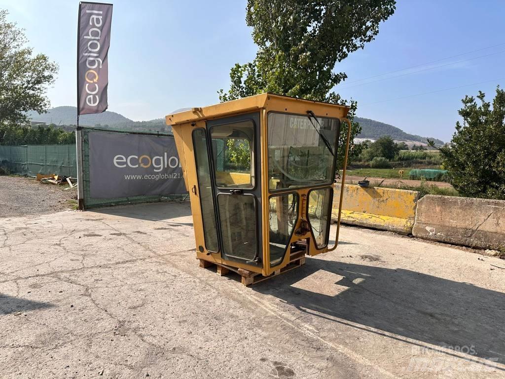 CAT 140 H Kabin