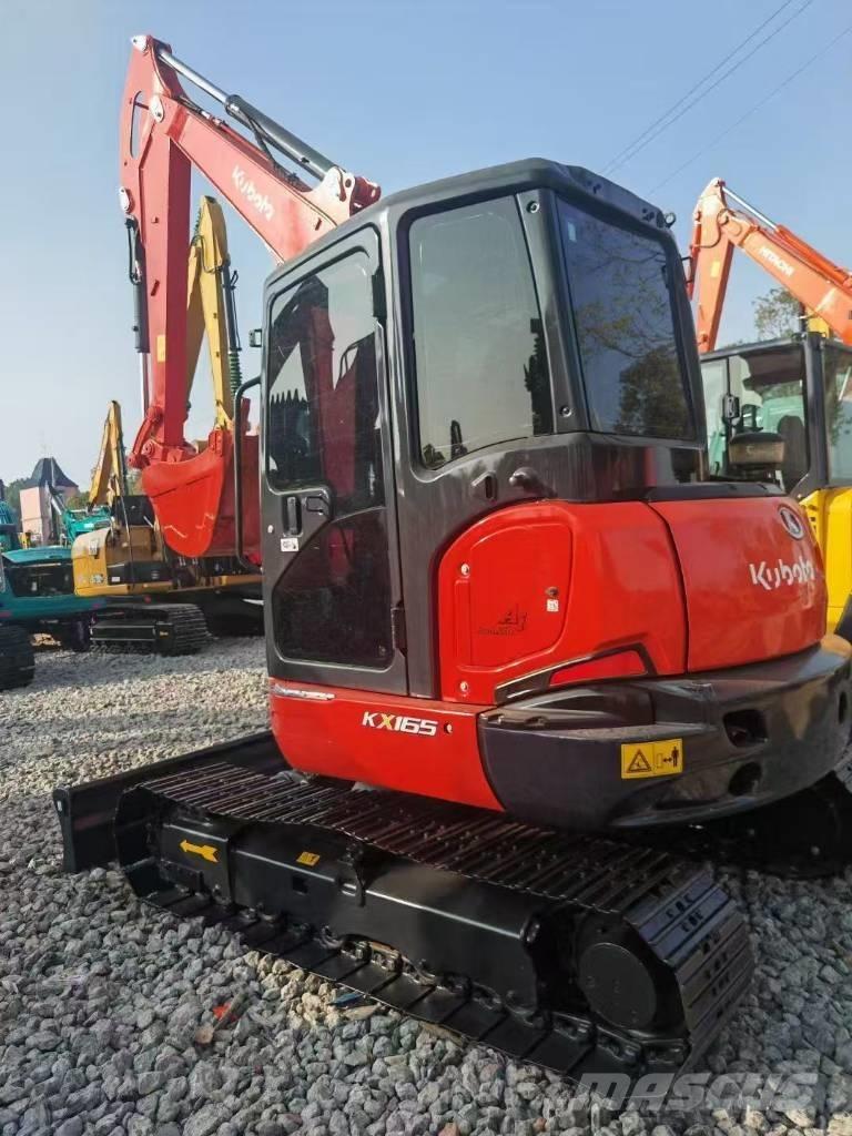 Kubota 165 Paletli ekskavatörler