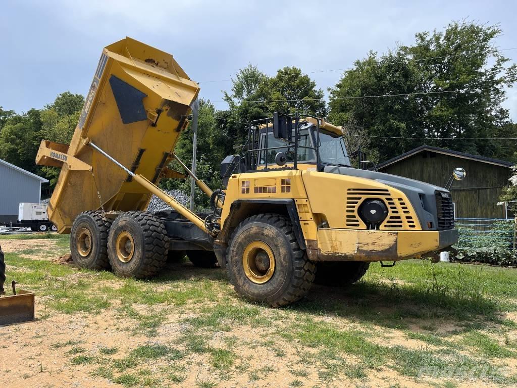 Komatsu HM 400 Belden kirma kaya kamyonu
