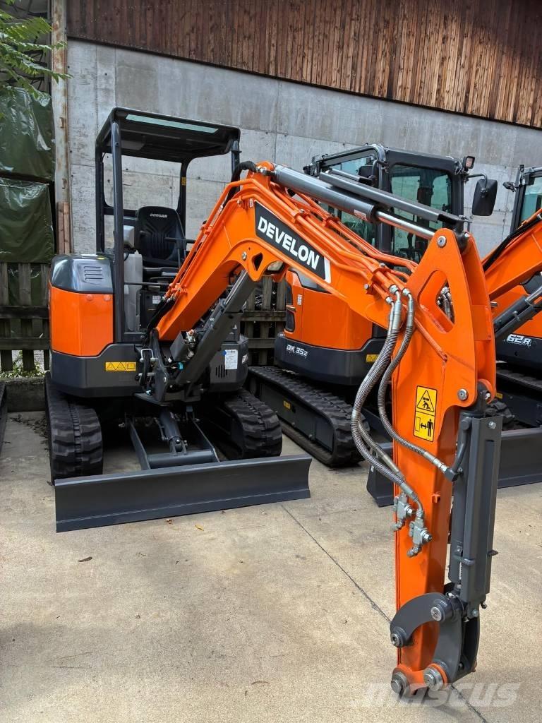 Develon DX 27 Z-7 Mini ekskavatörler, 7 tona dek