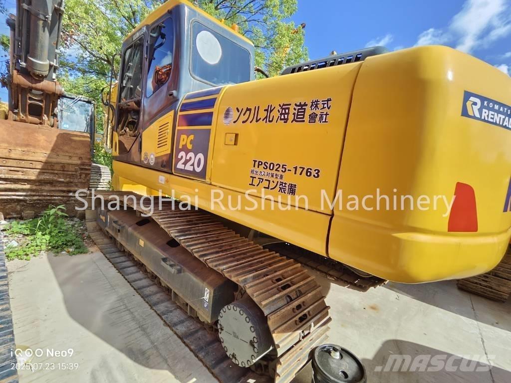 Komatsu 220-7 Paletli ekskavatörler
