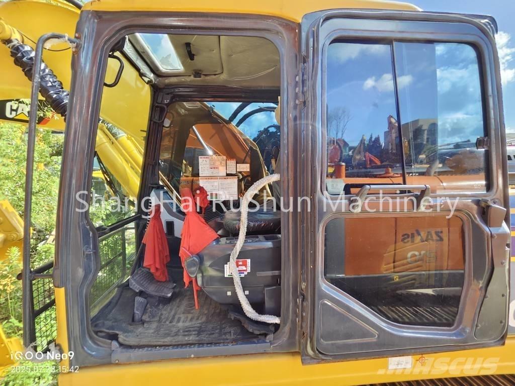 Komatsu 220-7 Paletli ekskavatörler