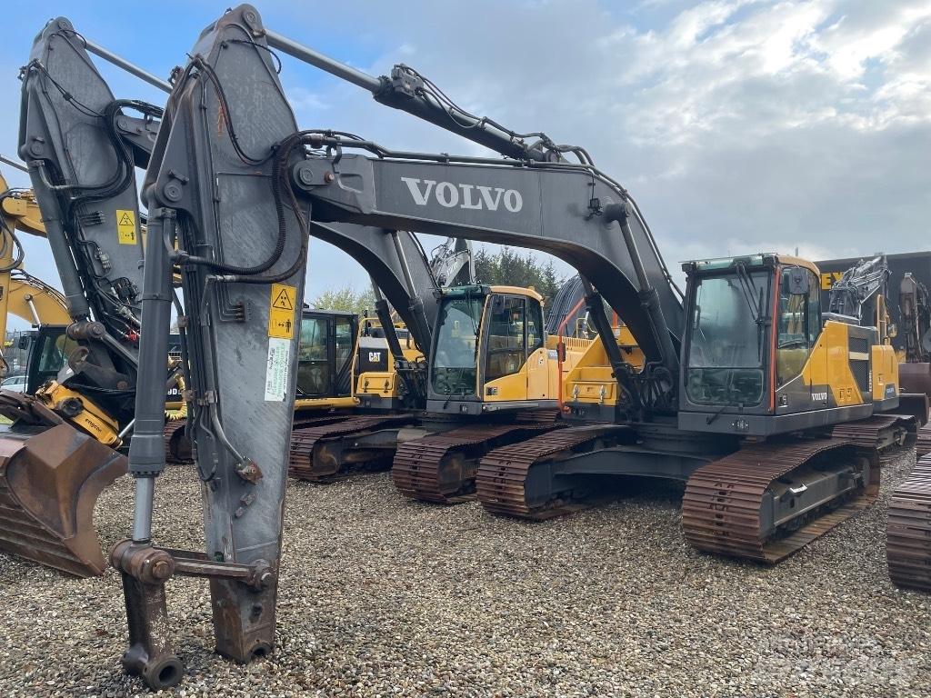 Volvo EC250EL Paletli ekskavatörler
