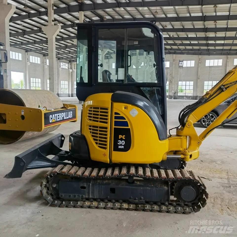 Komatsu PC30 Mini ekskavatörler, 7 tona dek