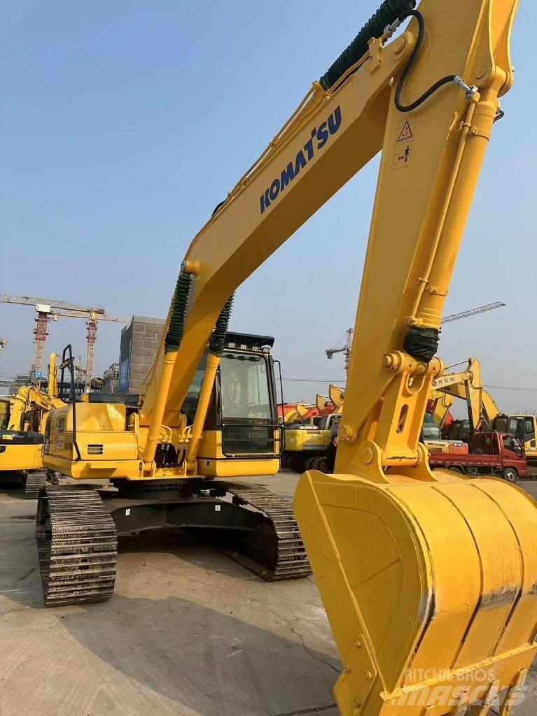 Komatsu PC 200LC Paletli ekskavatörler