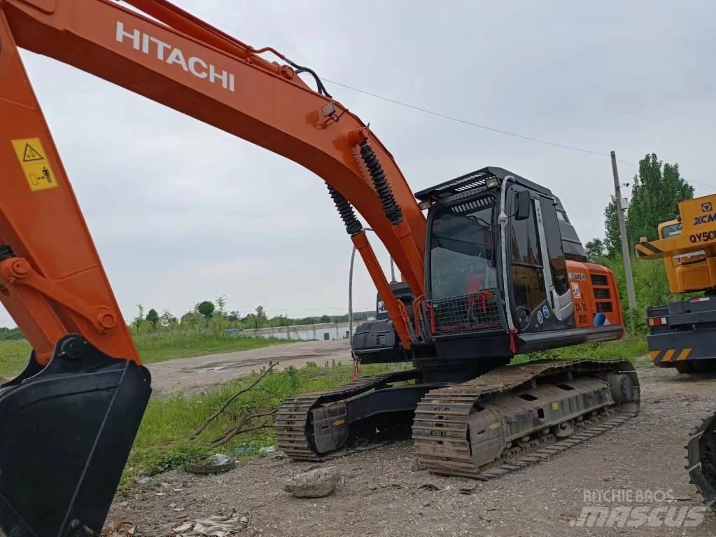 Hitachi ZX210 Paletli ekskavatörler