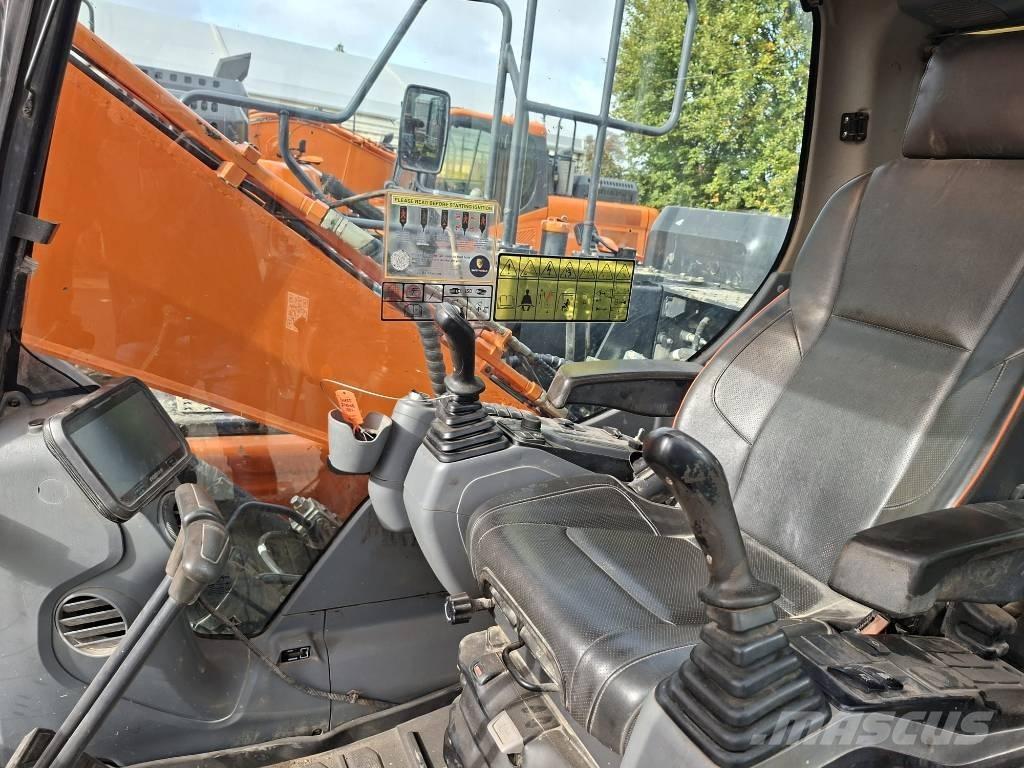 Doosan DX140LC-7 Paletli ekskavatörler
