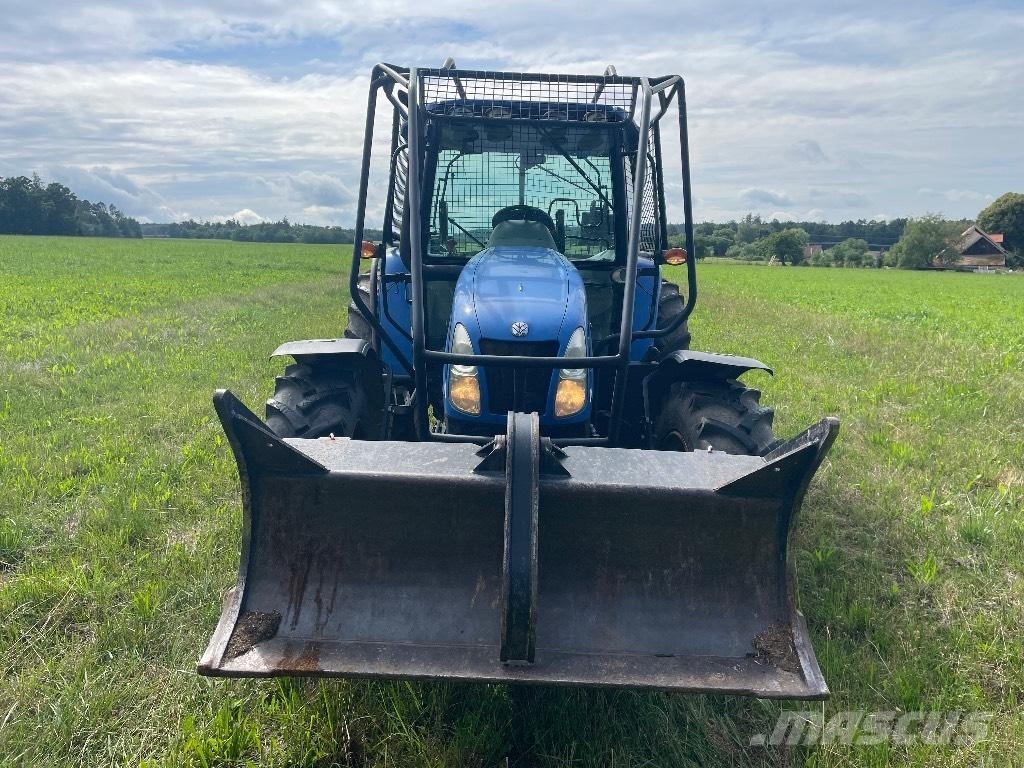 New Holland  T5050 Orman traktörleri
