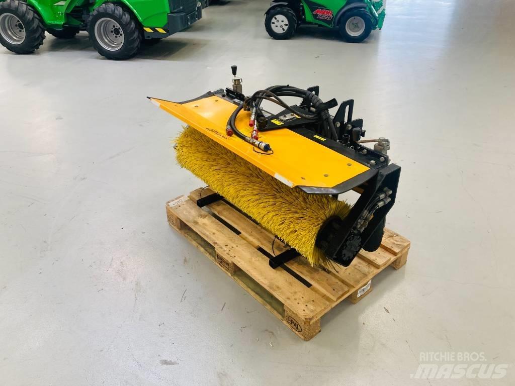 GMR Kost 120 cm Cadde süpürücüler