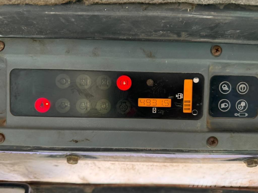 New Holland LS 170 Skid steer loderler