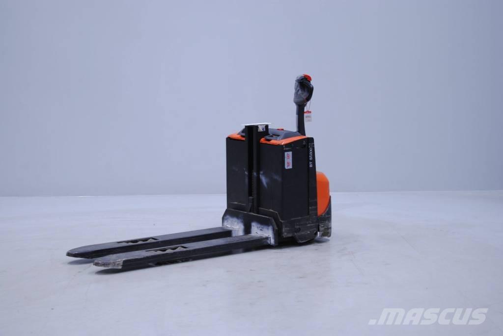 Toyota SWE080L Yaya kumandali istif makinasi