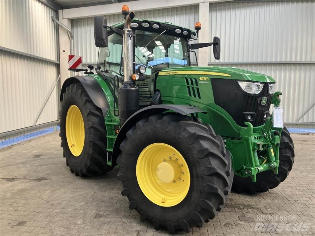 John Deere 6215R Traktörler