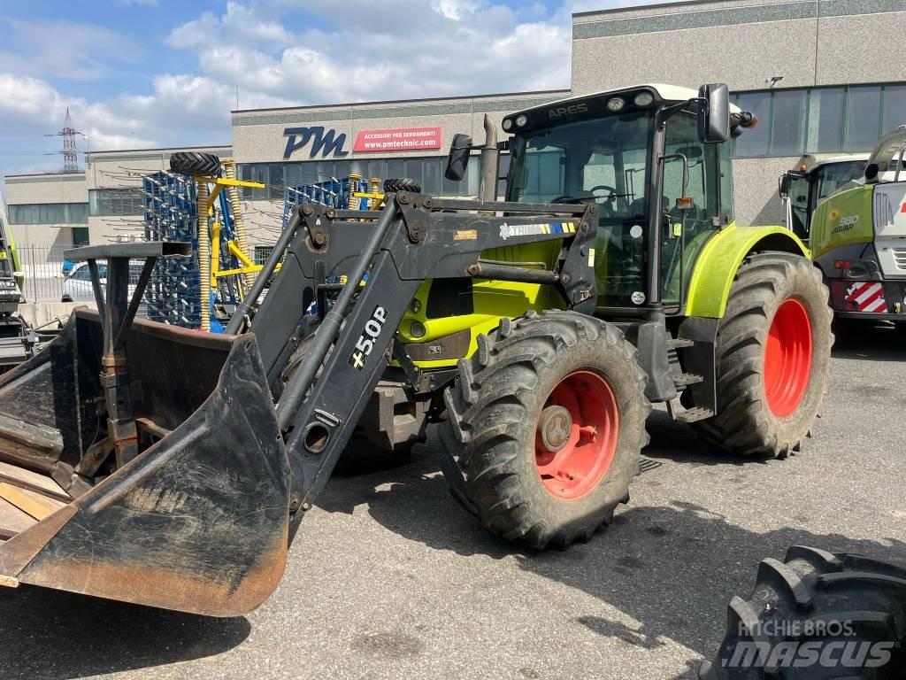 CLAAS Ares 697 Traktörler
