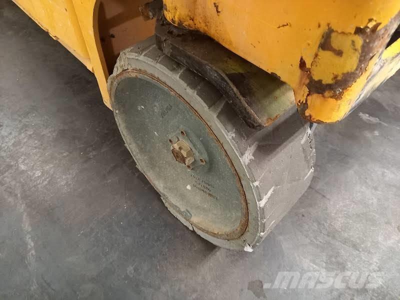 Haulotte Compact 12 Makasli platformlar