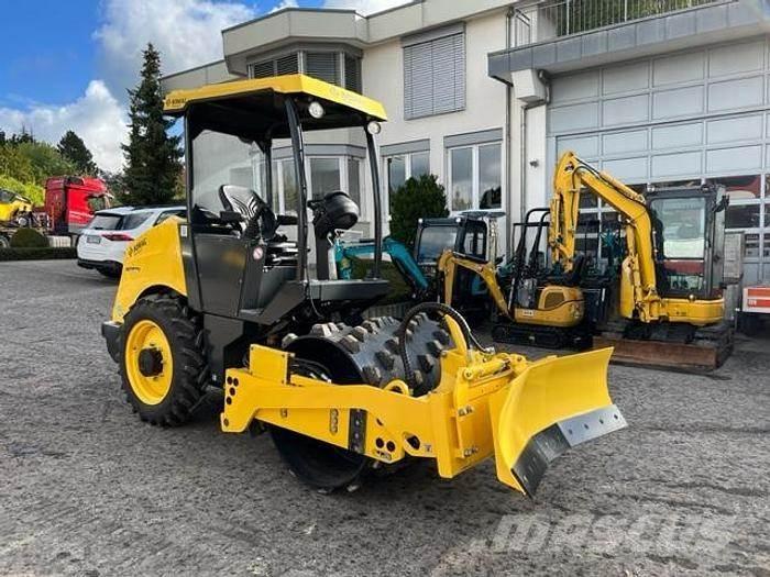 Bomag BW 124 PDH-5 Diger toprak isleme makina ve aksesuarlari