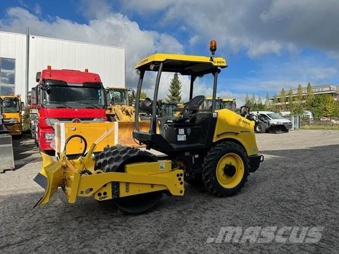 Bomag BW 124 PDH-5 Diger toprak isleme makina ve aksesuarlari