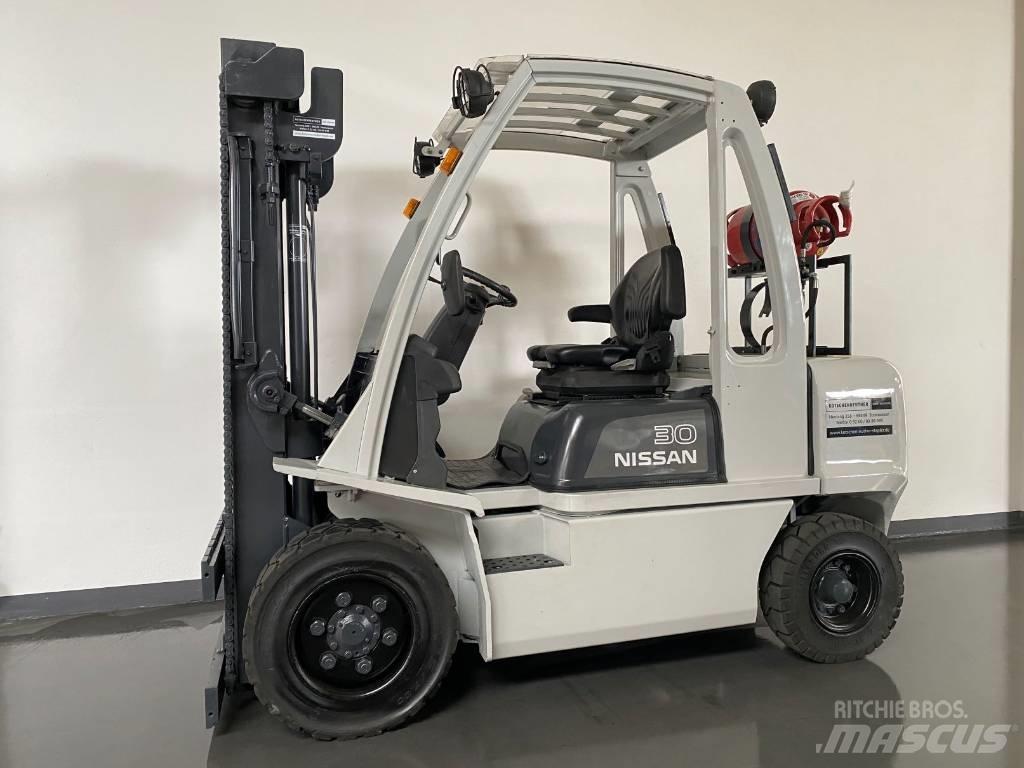 Nissan UG1D2A30LQ LPG'li forkliftler