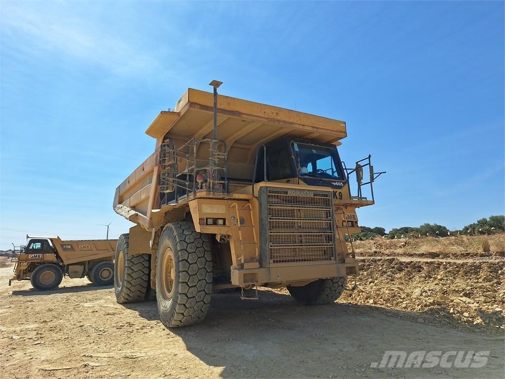 Komatsu HD 605-7E0 Yol disi kaya kamyonu