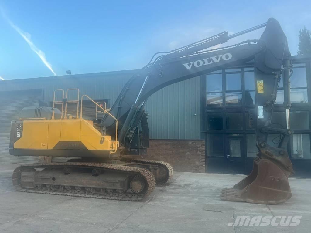 Volvo EC 380 EL Paletli ekskavatörler