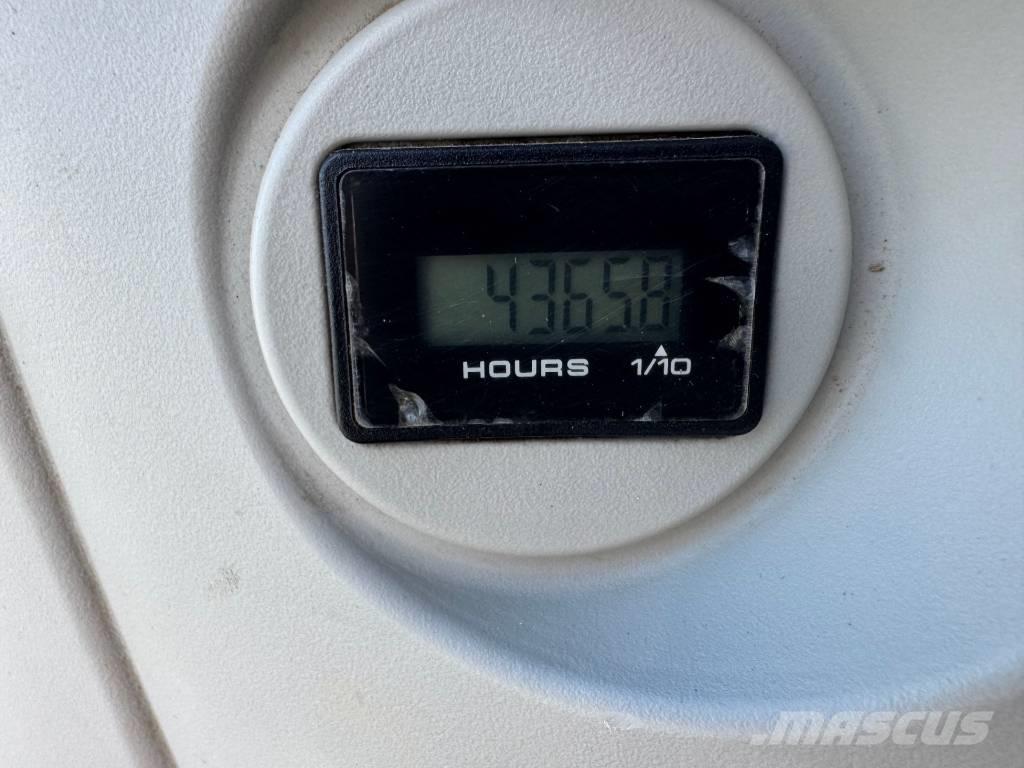 Kobelco SK 85 CS-3E Paletli ekskavatörler