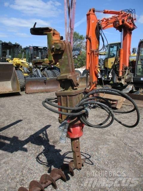 Atlas 1004  Bohrgerät Lastik tekerli ekskavatörler