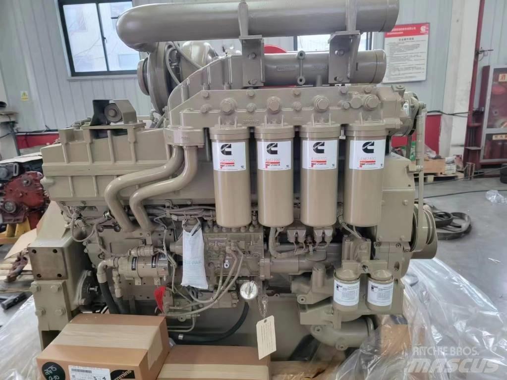Cummins QST30 Motorlar