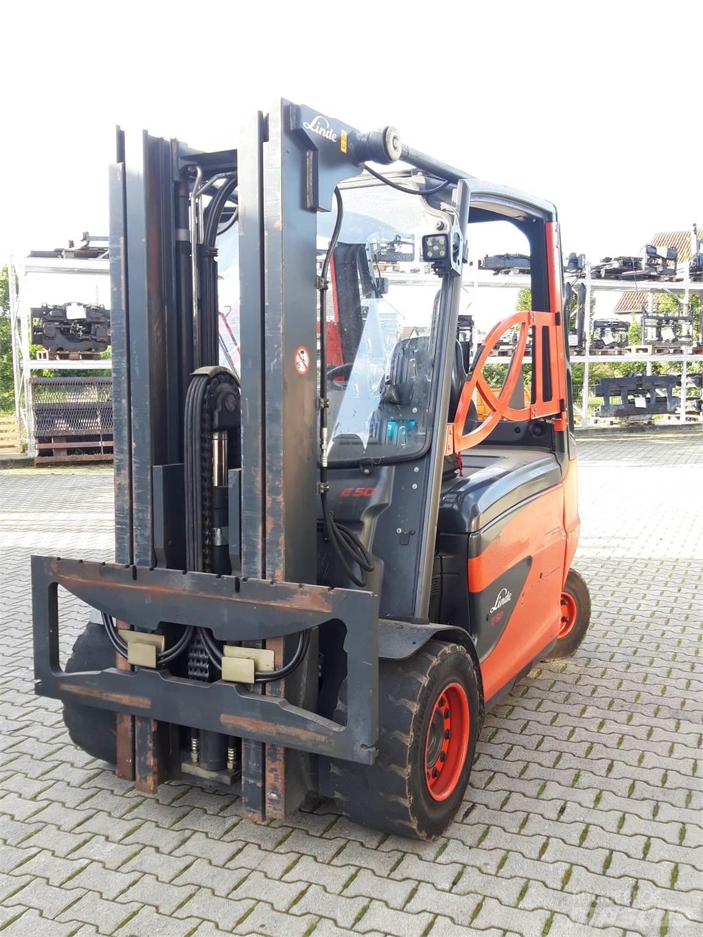Linde E50HL Elektrikli forkliftler