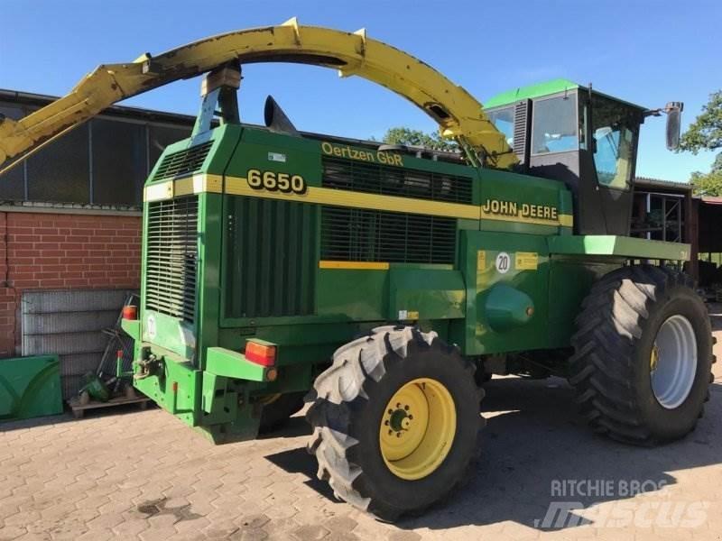 John Deere 6650 Silaj makinasi