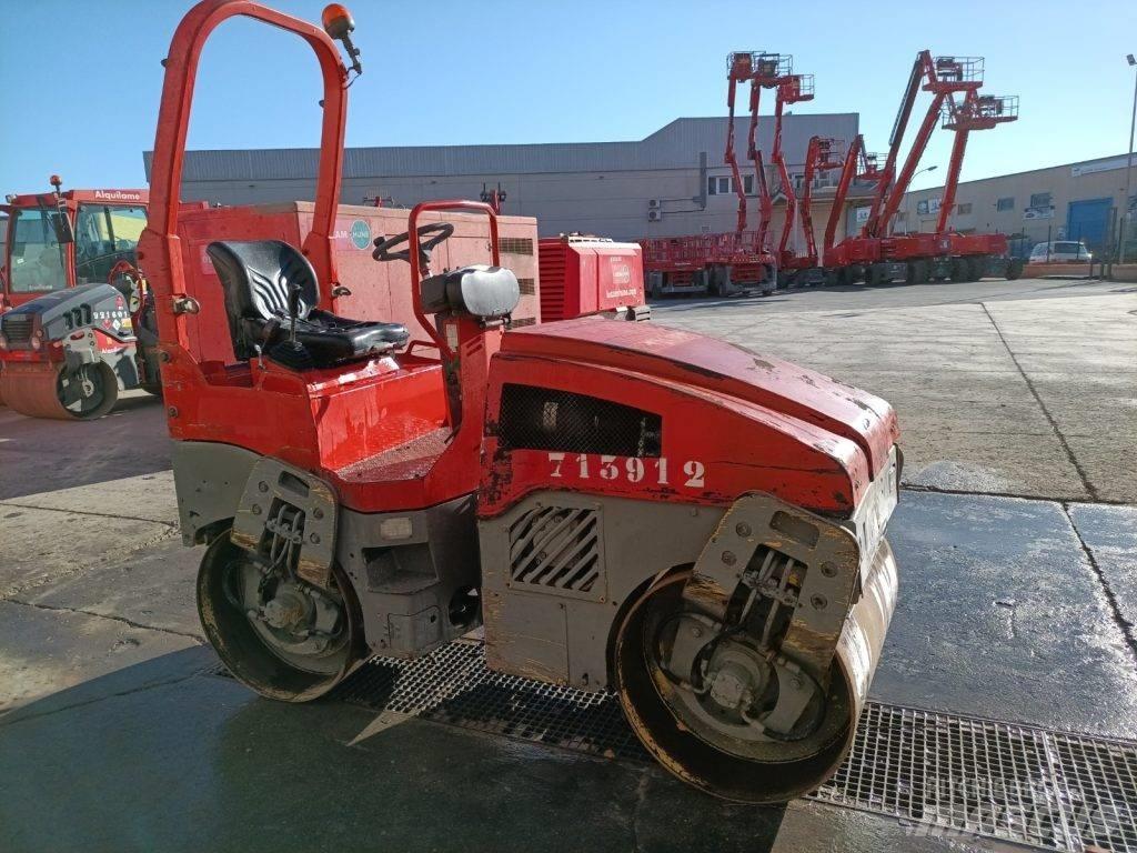 Bomag BW 100 AD-4 Çift tamburlu silindirler