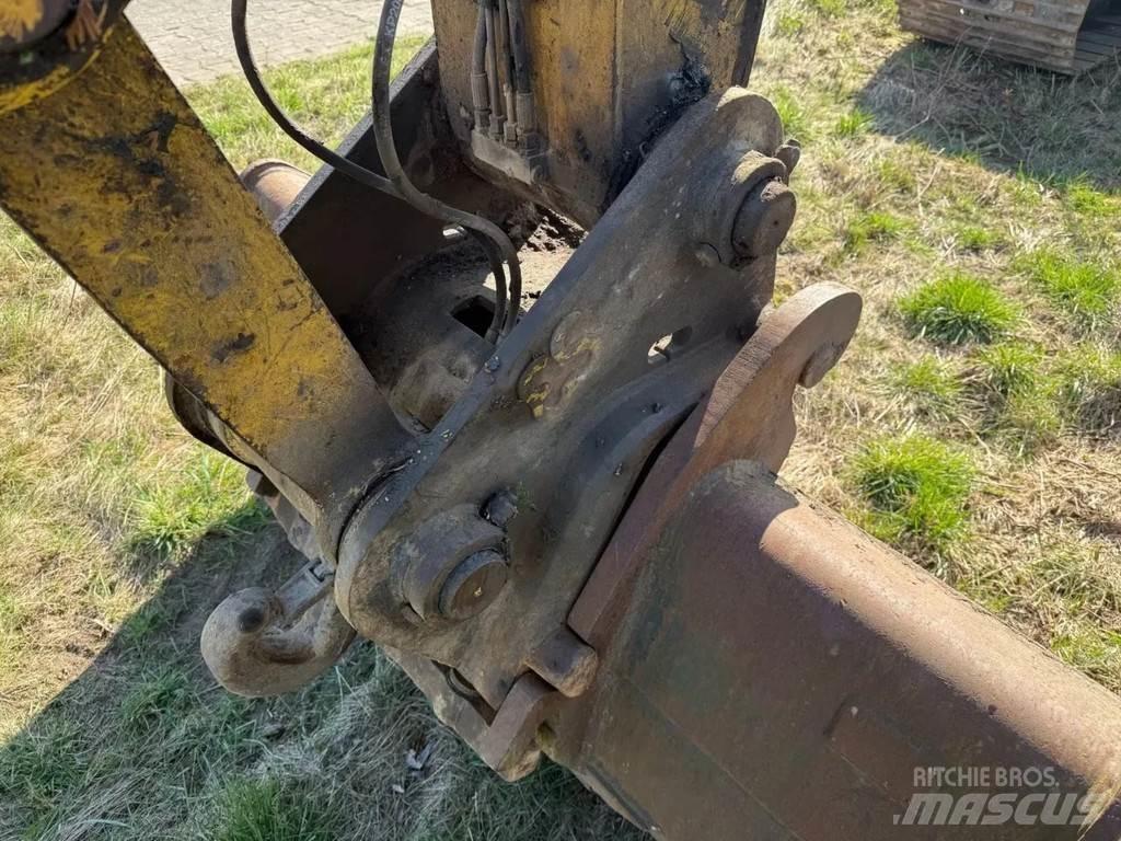 New Holland E215 Paletli ekskavatörler