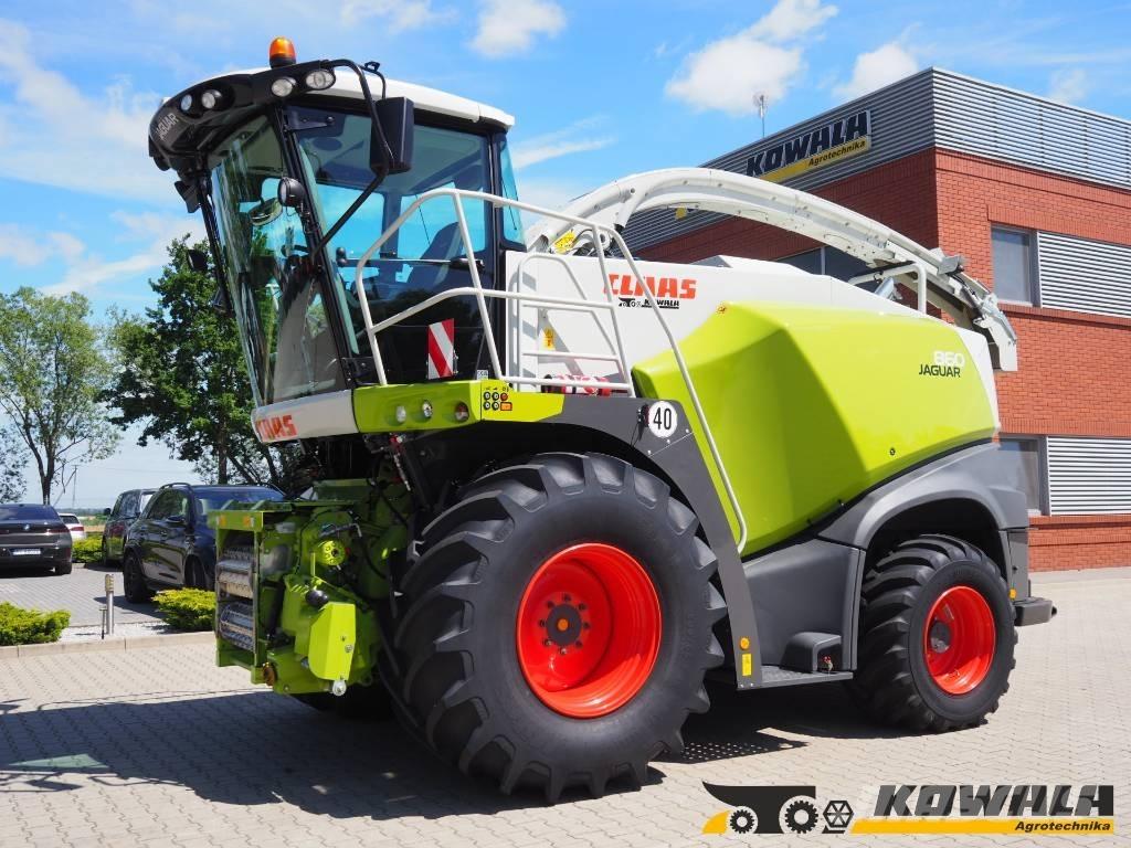 CLAAS Jaguar 860 4WD Kendi yürür silaj makinalari